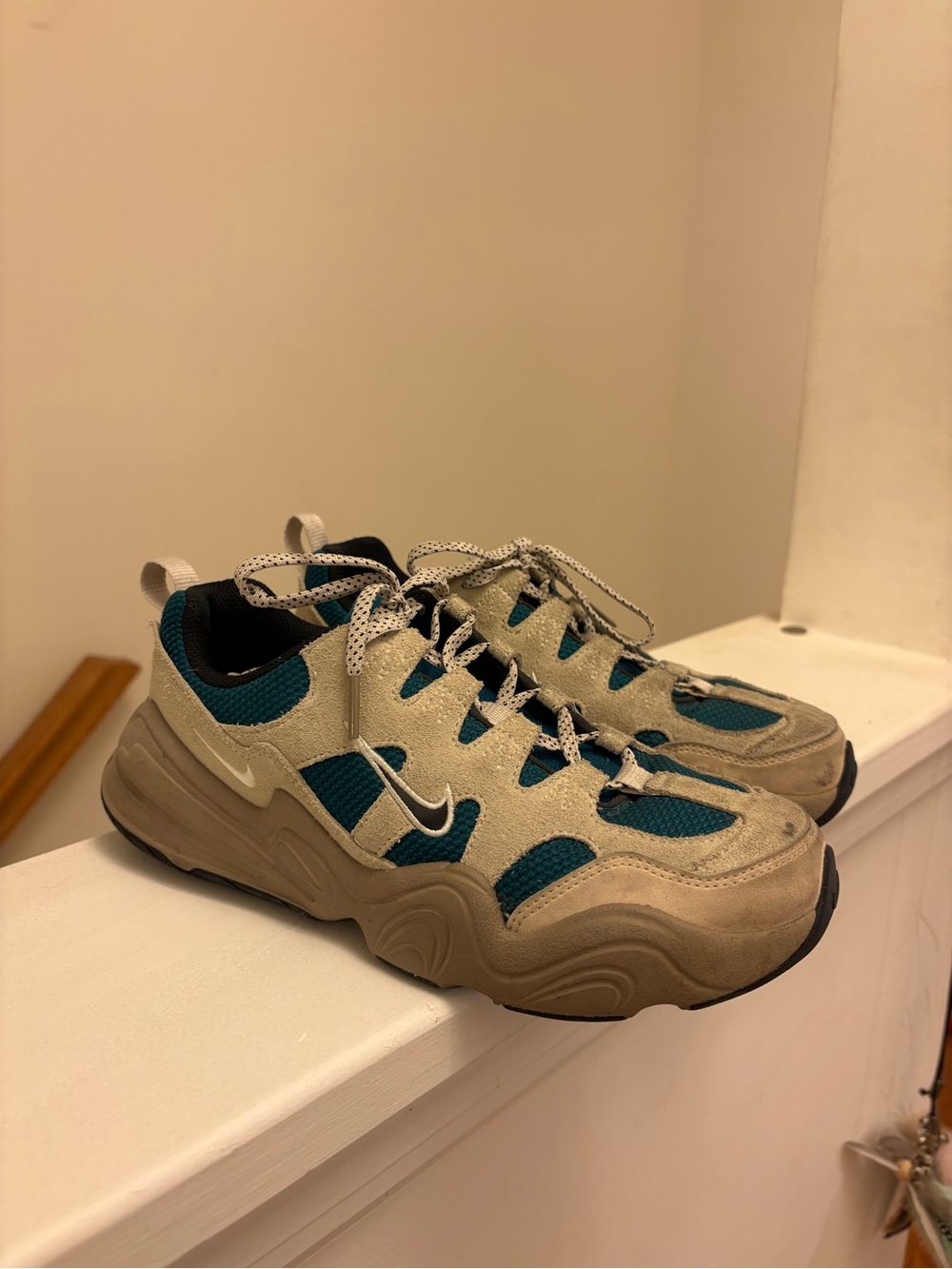 Nike Vintage Chunky Runner in Teal and Beige